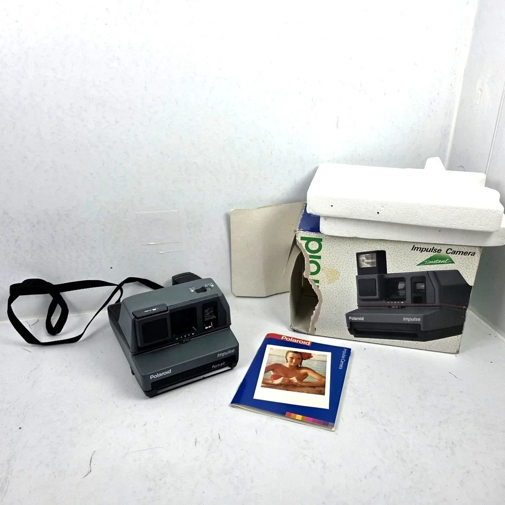Vtg Polaroid Instant Impulse Camera with Box, Manual and Strap Clean UNTESTED‎